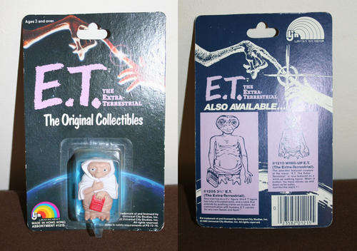 ET the extra terrestrial 1982 figure carded - Steven Spielberg