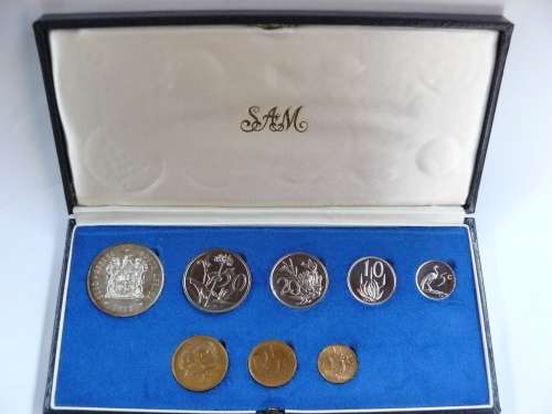 * 1977 Short Proof Coin Set with SILVER R1 *