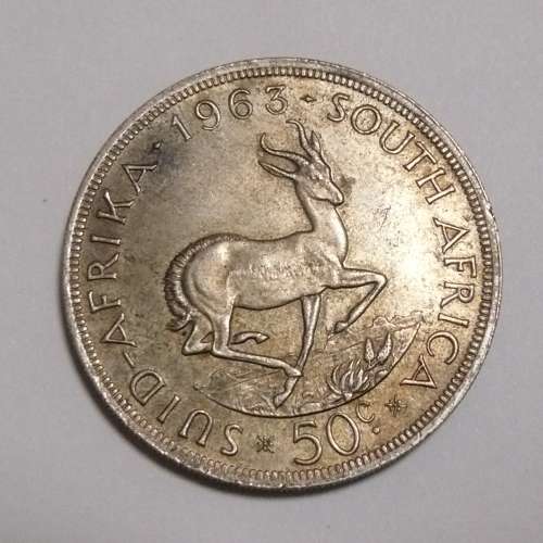 ** 1963 SILVER 50c  ** - 50% SILVER = 14.13gm - Coin in Good condition and well toned, no rim nicks