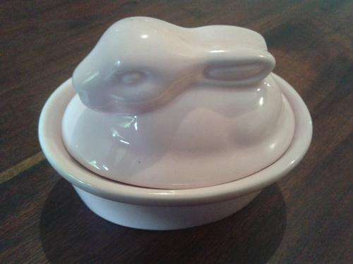 bunny bowl with lid