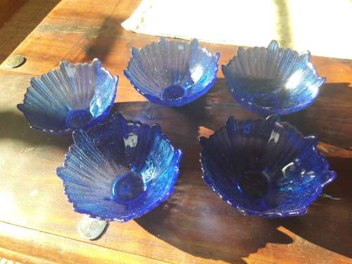 vintage blue glass bowls