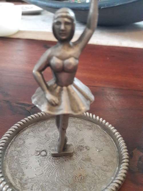 vintage ring holder