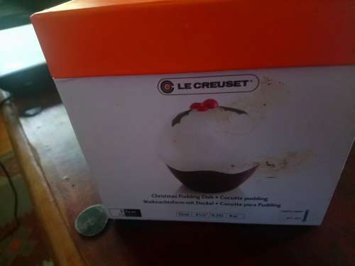 Le creuset pudding bowl