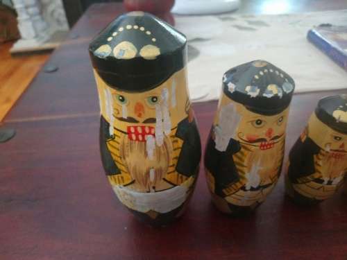 Wooden set of Nesting dolls vintage