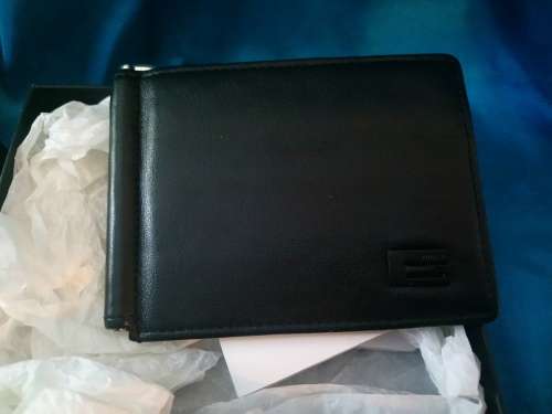 Gucci mens wallet
