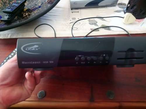 DSTV decoder DSD 933