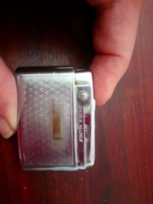 silver match lighter