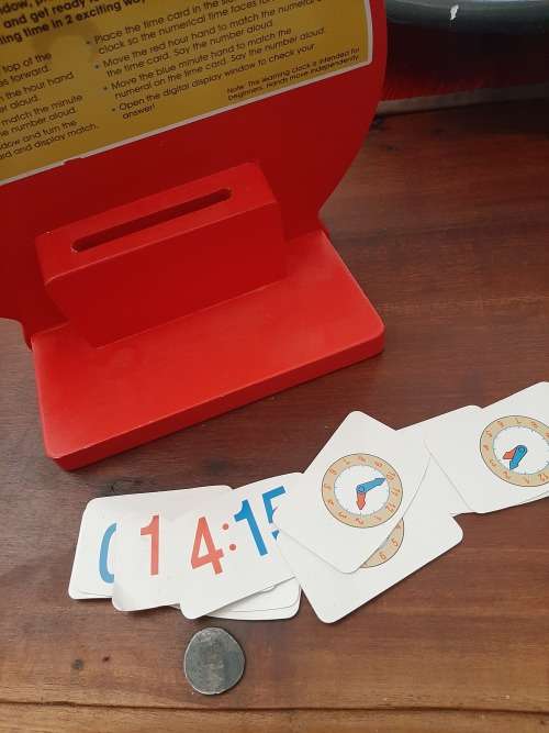 melissa and doug turn and tell clock