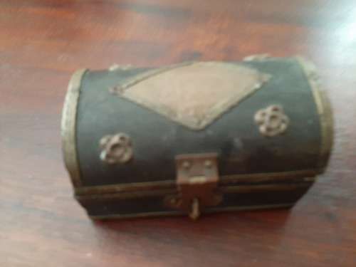 small jewellery case wooden
