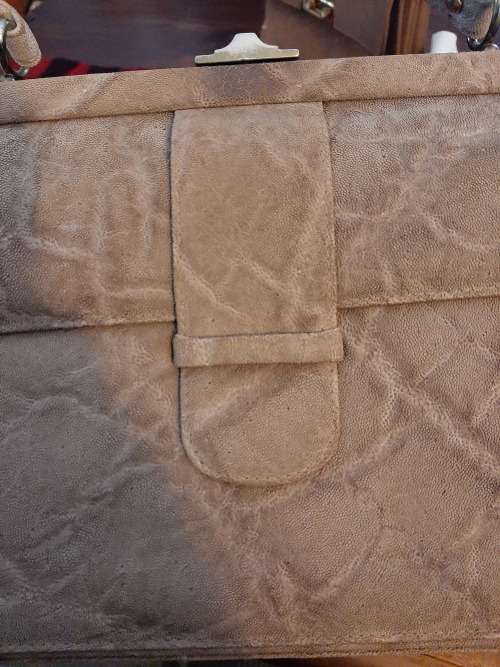 Leather elephant hide handbag mandelles