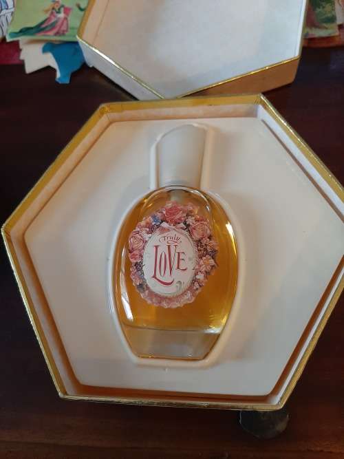 Truly love perfume coty vintage