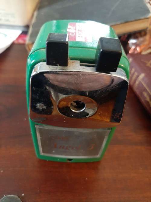 Carl angel 5 pencil sharpener
