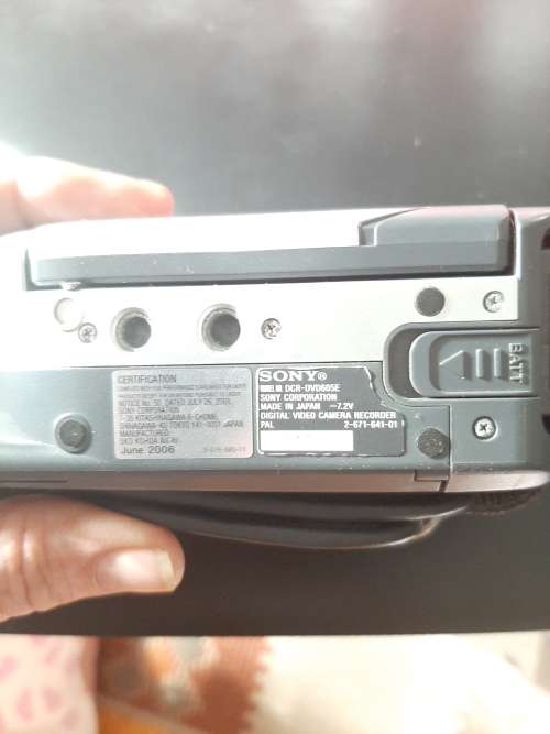 Sony handycam carl zeiss lence 20 x optical zoom