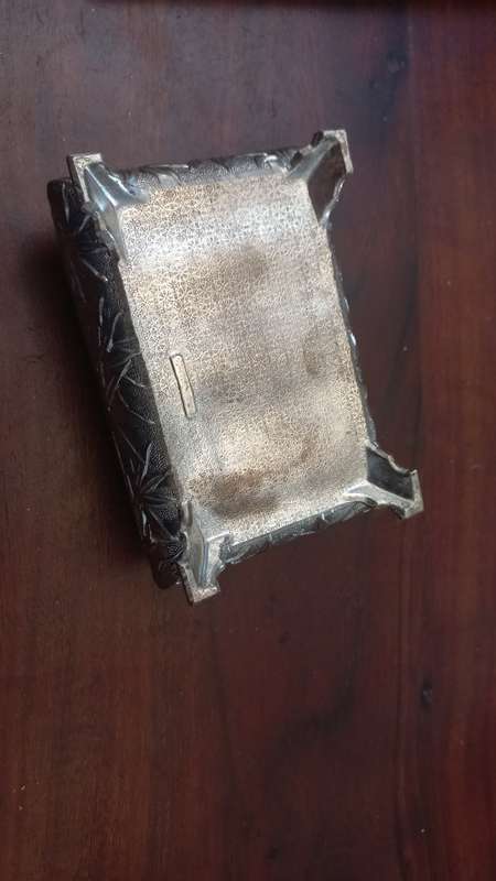 Metal jewelry box vintage