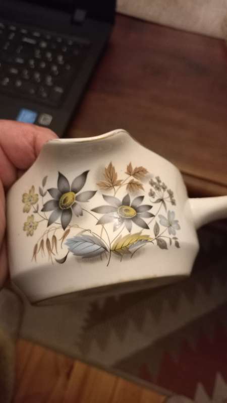 Midwinter meadow sauce boat vintage