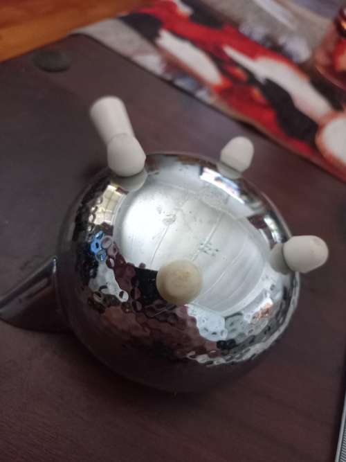 Metal cup vintage