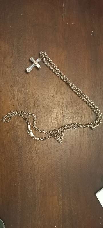 Sterling silver cross with 925 silver chain