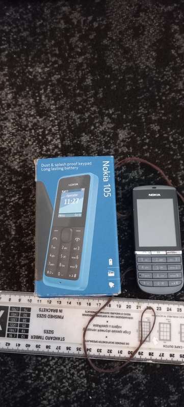 Nokia 105 vintage phone