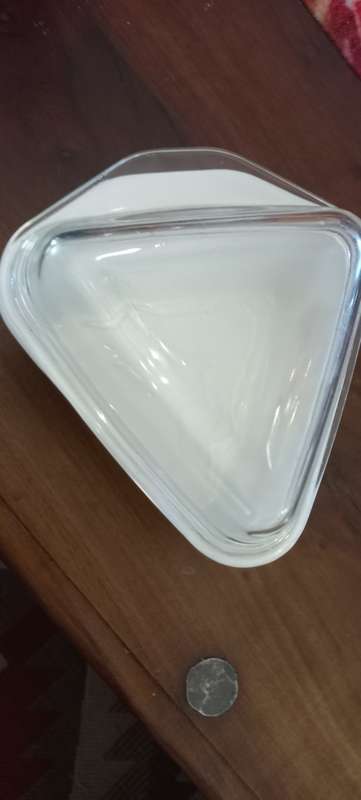 Pyrex triangle bowl with lid milk glass