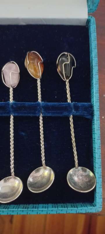 Silver spoon vintage in box