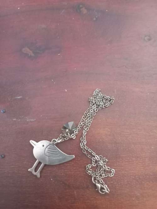 Chain with pendant
