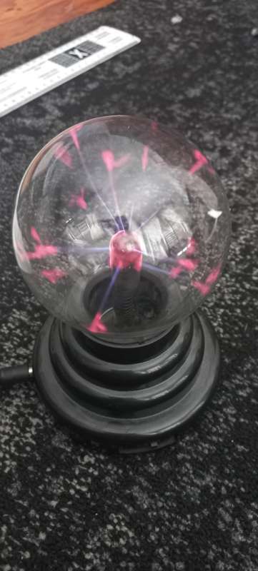 Plasma light