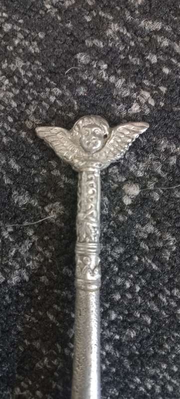 Metal honey spoon
