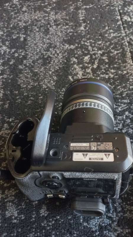 Fujifilm S5000 digital camera