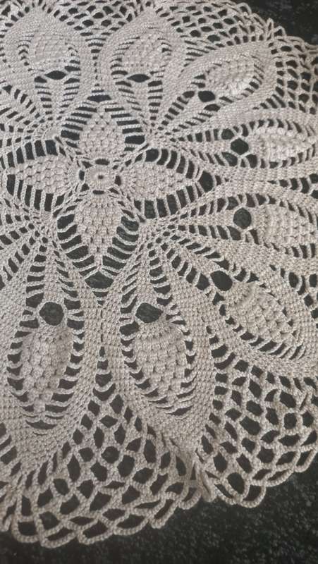 Crochet cloth vintage