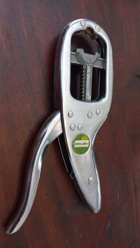 Nut cracker vintage