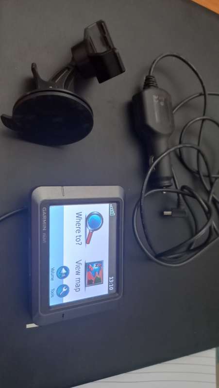 Garmin nuvi gps