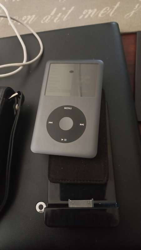 apple ipod classic 160 gb 2007