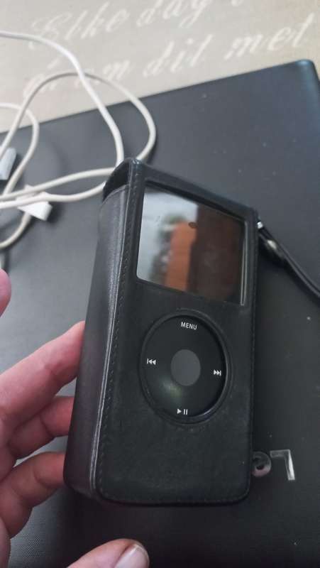 apple ipod classic 160 gb 2007