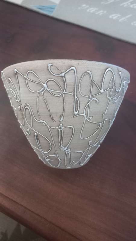 Porcelain bowl