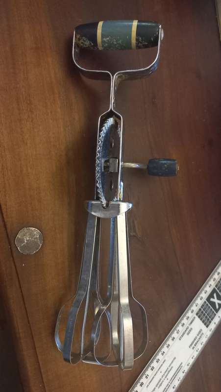 Vintage wisk