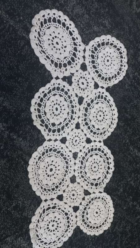 Crochet cloth vintage