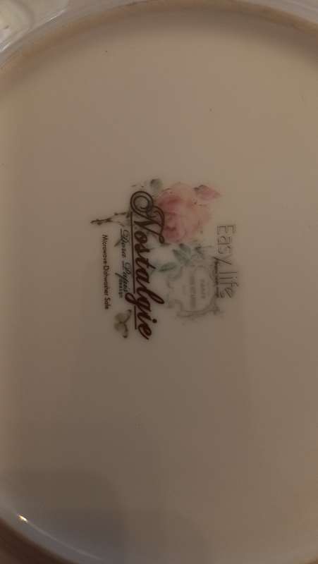 Nostalgic porcelain plate