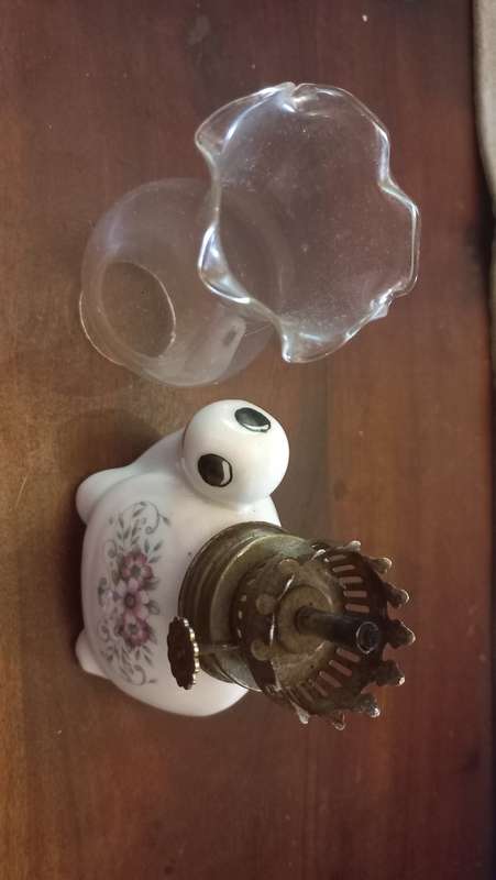 Turtle oil lamp