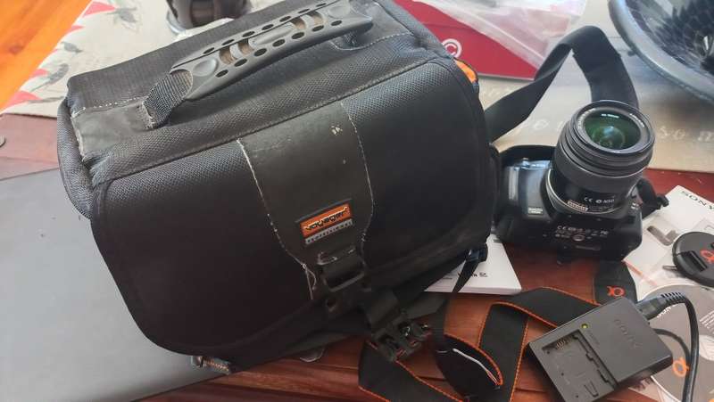Sony A230 Camera with 18-55mm Lens