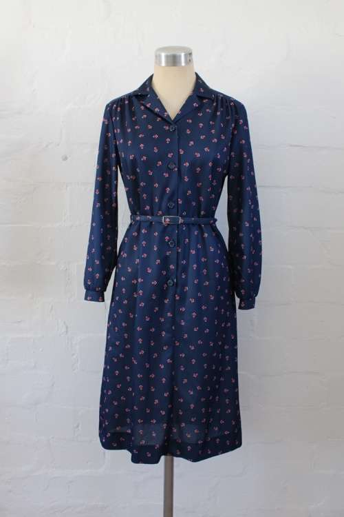 VINTAGE NAVY RED PRINTED BUTTON DOWN LONG SLEEVE DAY DRESS - SIZE 10