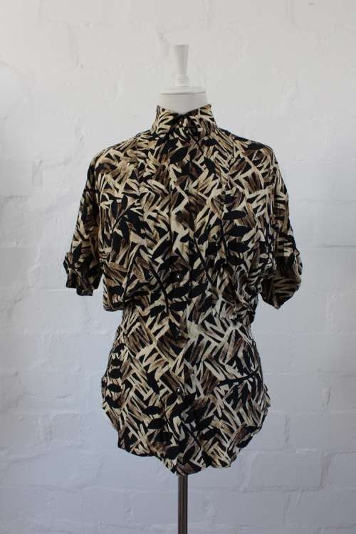 VINTAGE BLACK BROWN LEAF PRINT CINCHED WAIST TOP BLOUSE SHIRT - SIZE 8