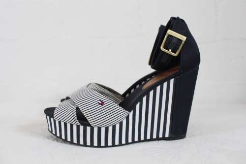 *TOMMY HILFIGER* DESIGNER NAVY WHITE WEDGE PLAFORM SHOES HIGH HEELS - SIZE 7
