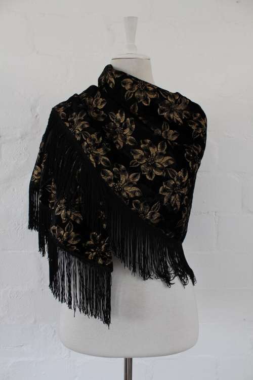 VINTAGE VELVET BLACK GOLD FLORAL FRINGED SCARF SHAWL