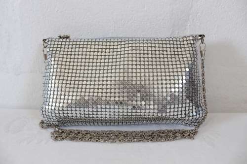 VINTAGE SILVER CHAINMAIL MESH CHAIN SLING EVENING BAG PURSE