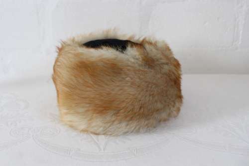*GENUINE FUR* VINTAGE BROWN BLACK VELVET WINTER HAT