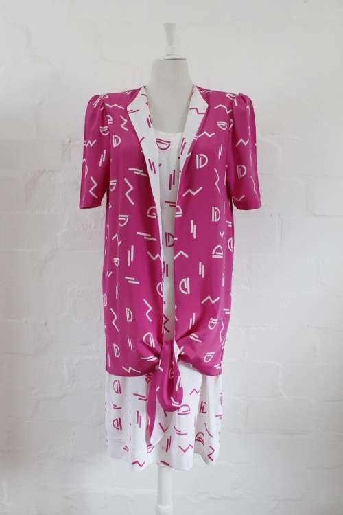 VINTAGE DROP WAIST TIE FRONT PINK WHITE PRINTED COCKTAIL DRESS - SIZE 10