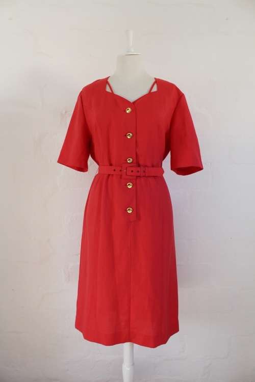 VINTAGE RED BUTTON DOWN BELTED OFFICE DAY DRESS - SIZE 14