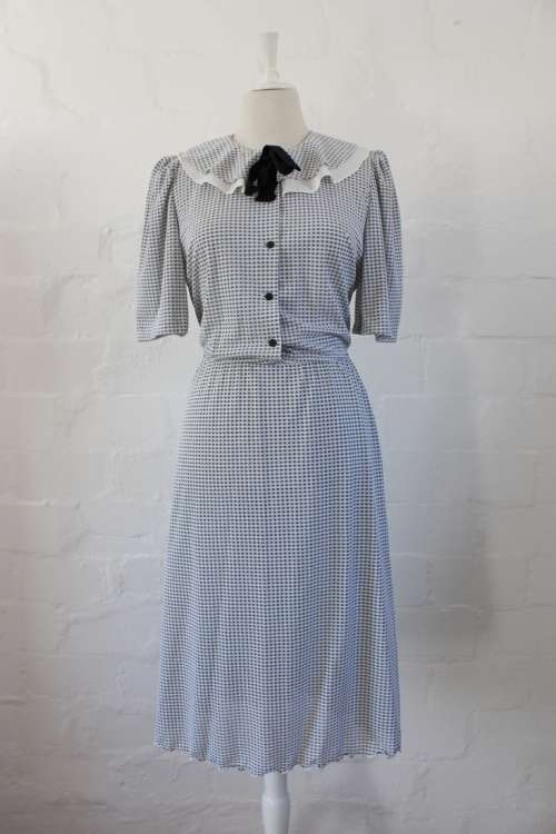 VINTAGE WHITE CHECK PRINT PUSSYBOW DAY DRESS - SIZE 16