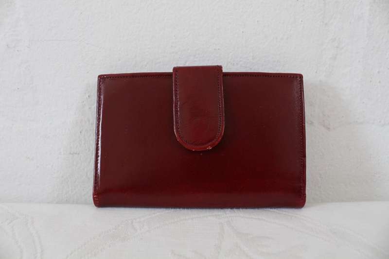 VINTAGE OXBLOOD RED GENUINE LEATHER WALLET PURSE - MADE IN ENGLAND