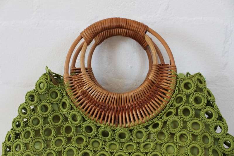 VINTAGE STYLE GREEN CROCHET BAMBOO HANDLES HANDBAG BAG